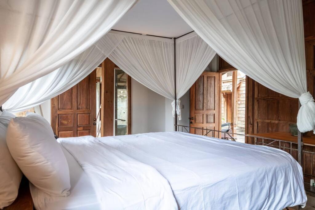 The Padang Villa Jungle Escape 5 Mins Drive From Uluwatu'S Beaches Exteriör bild